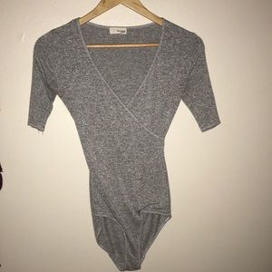 Aritzia (Wilfred) Grey Bodysuit